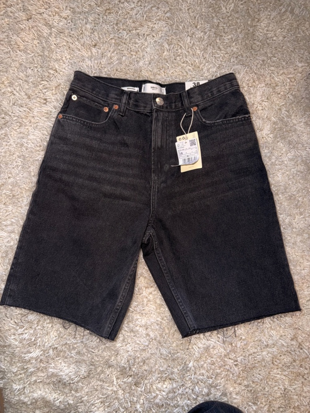 MNG Black Denim Cutoffs Bermuda Shorts with Tag Attached Women EUR 38 US 6 UK 10